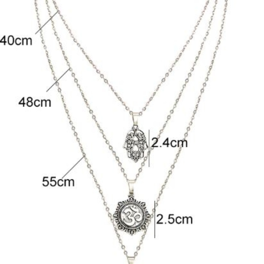 Boho 3 Layer Necklace Moon with Lucky Hand - Picture 4 of 8